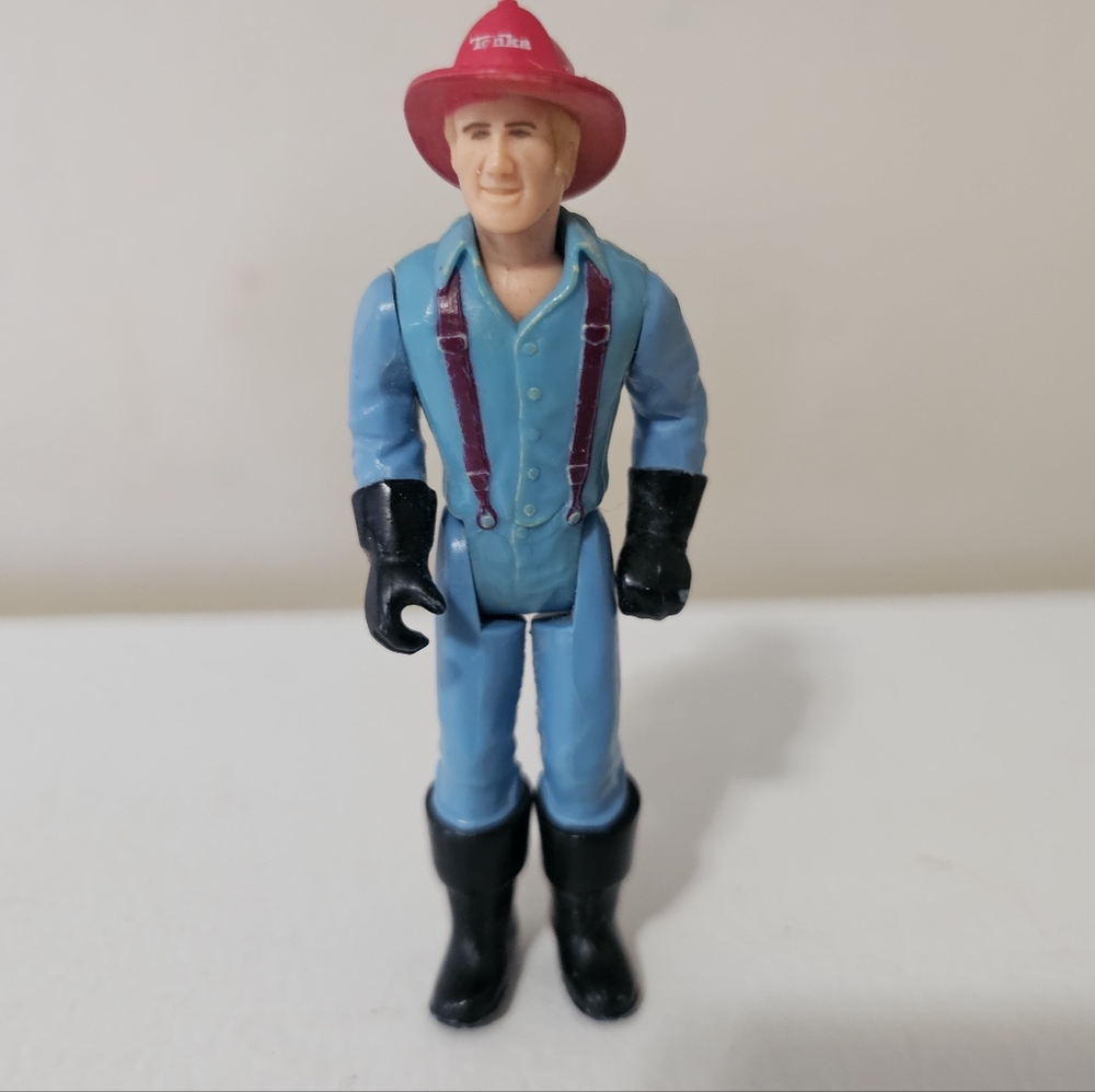 1979 Tonka Toys Play People Firefighter Fireman 3.75" Vintage Action Figure 171